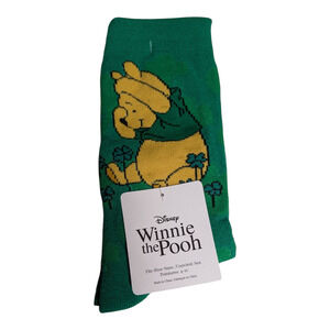 Disney Winnie The Pooh Adult 4-10 Green St Patty Graphic Novelty Crew Socks NWT
